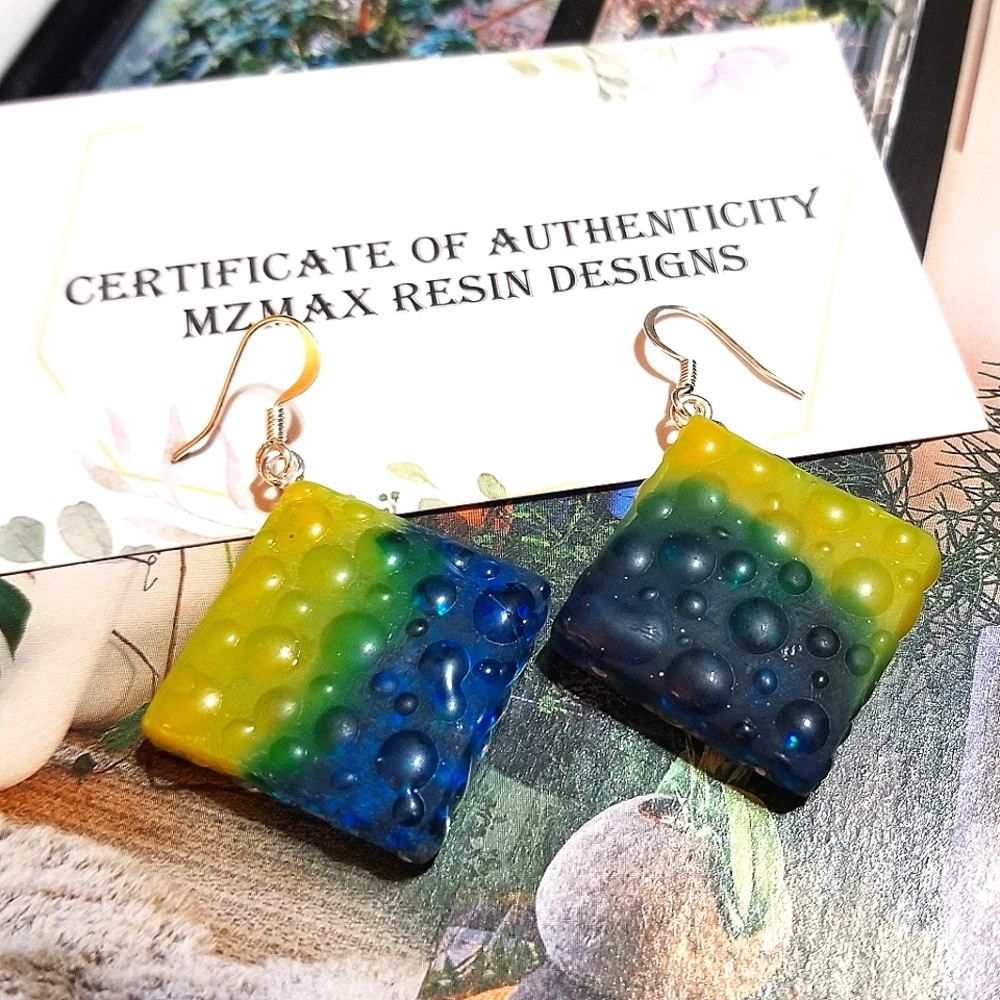 RAINDROP EFFECT MzMax Resin Designs Earrings - Picture 8 of 8
